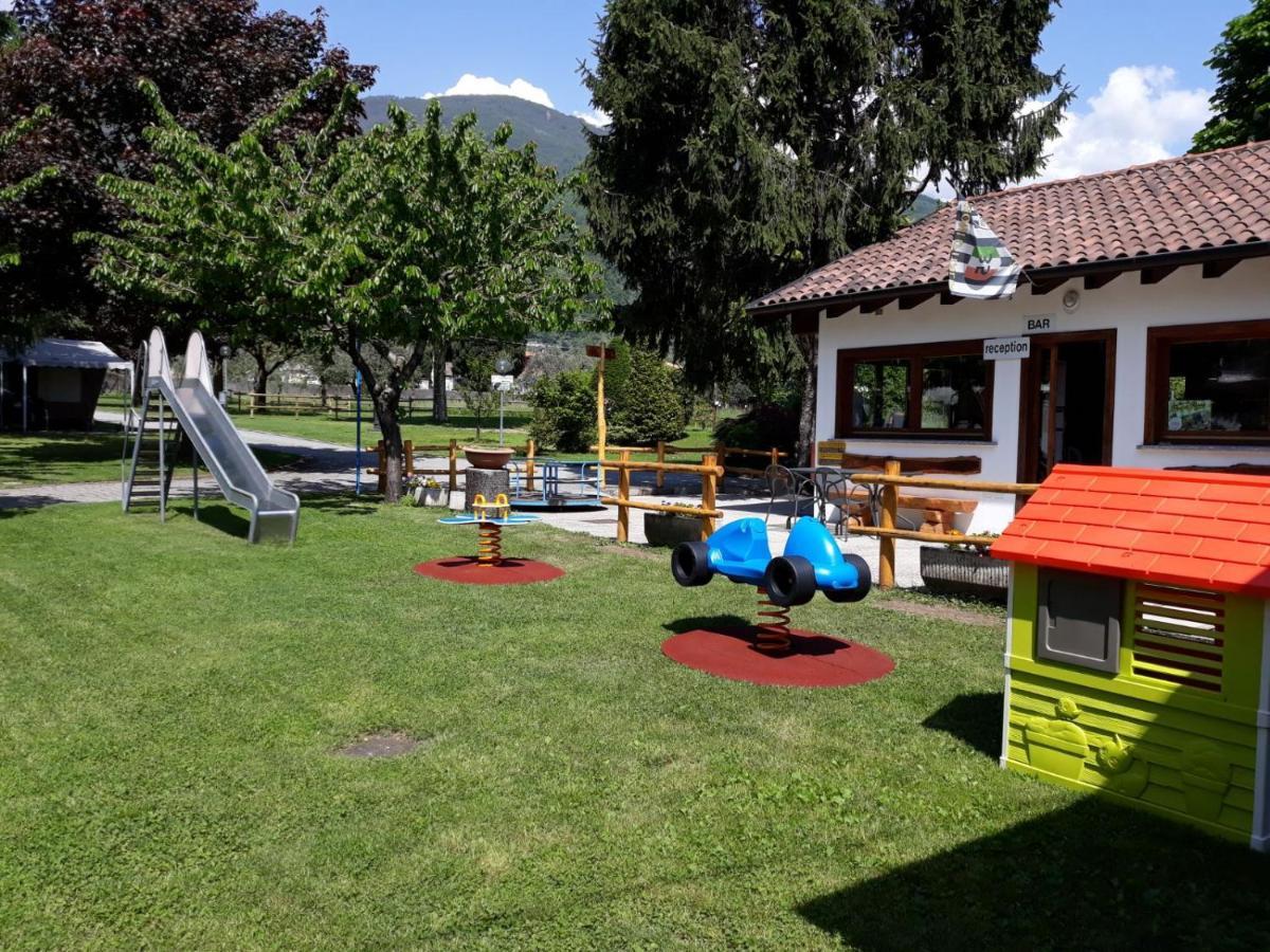 Camping La Breva Dongo Exterior foto